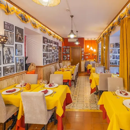 Cubo's La Plaza 301 With Breakfast Gasthuis Tolox